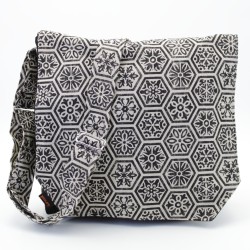 Bosses de roba fetes a mà úniques i exclusives - Sarasak